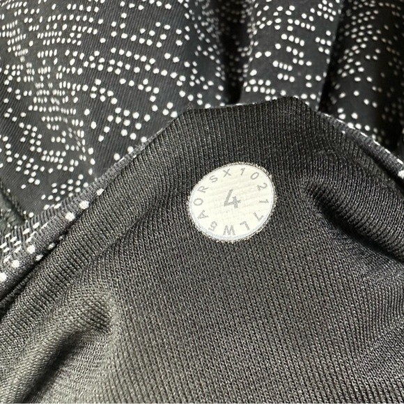 Lululemon Train Times 7/8 Pant 25" Night View White Black / Black - Picture 10 of 11